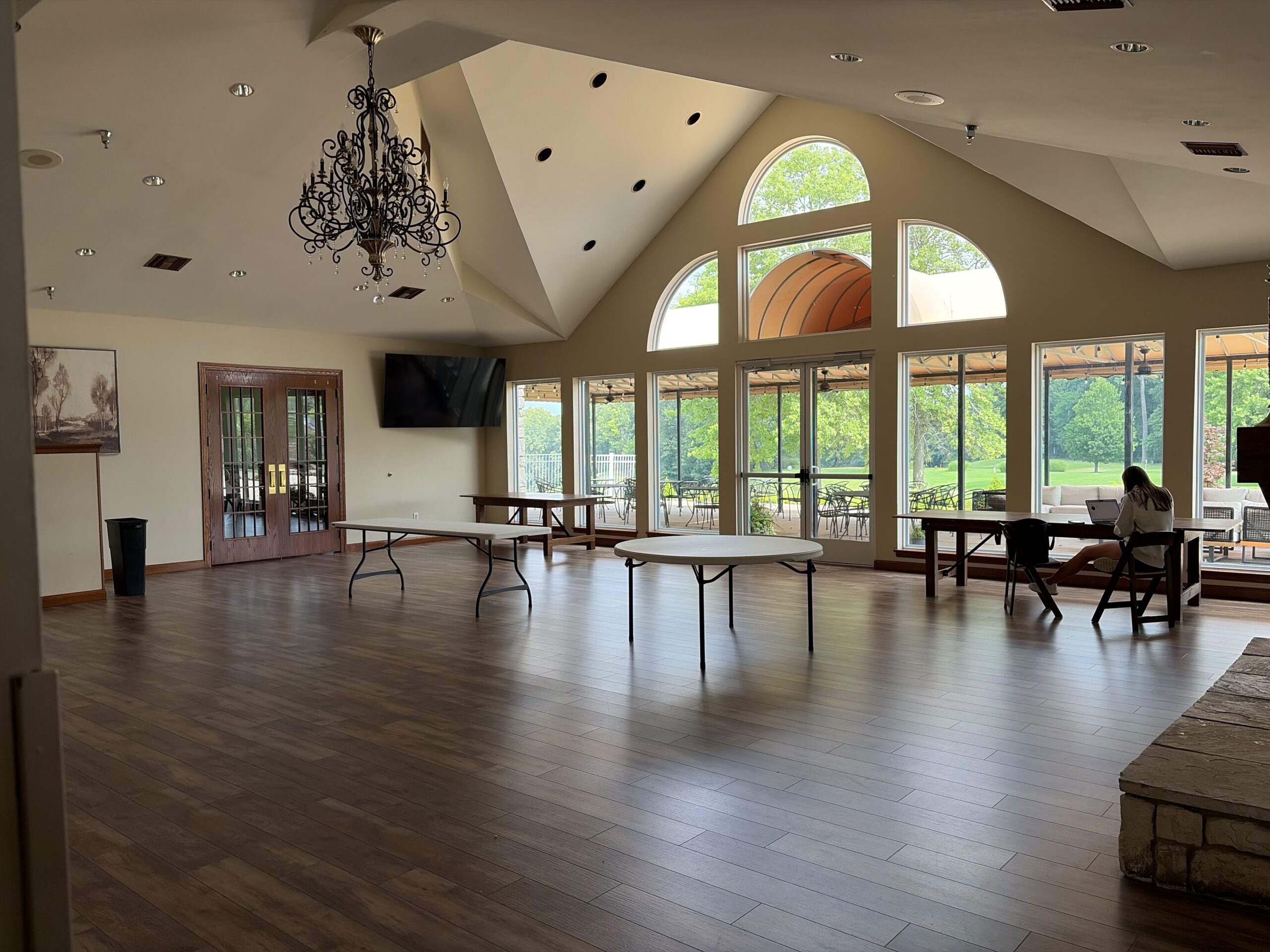 Empty room before decorating at Stonewolf Golf Club, Fairview Heights